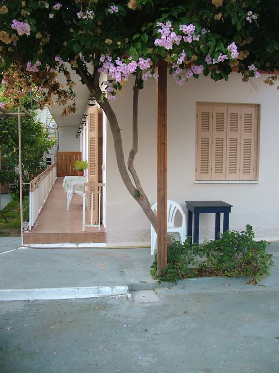 George'S Apartment Agia Marina  Habitación foto